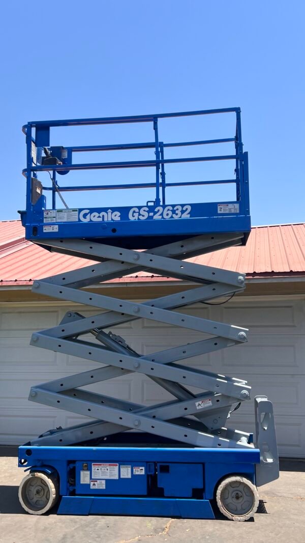 Genie GS 2632 Scissor Lift scaled