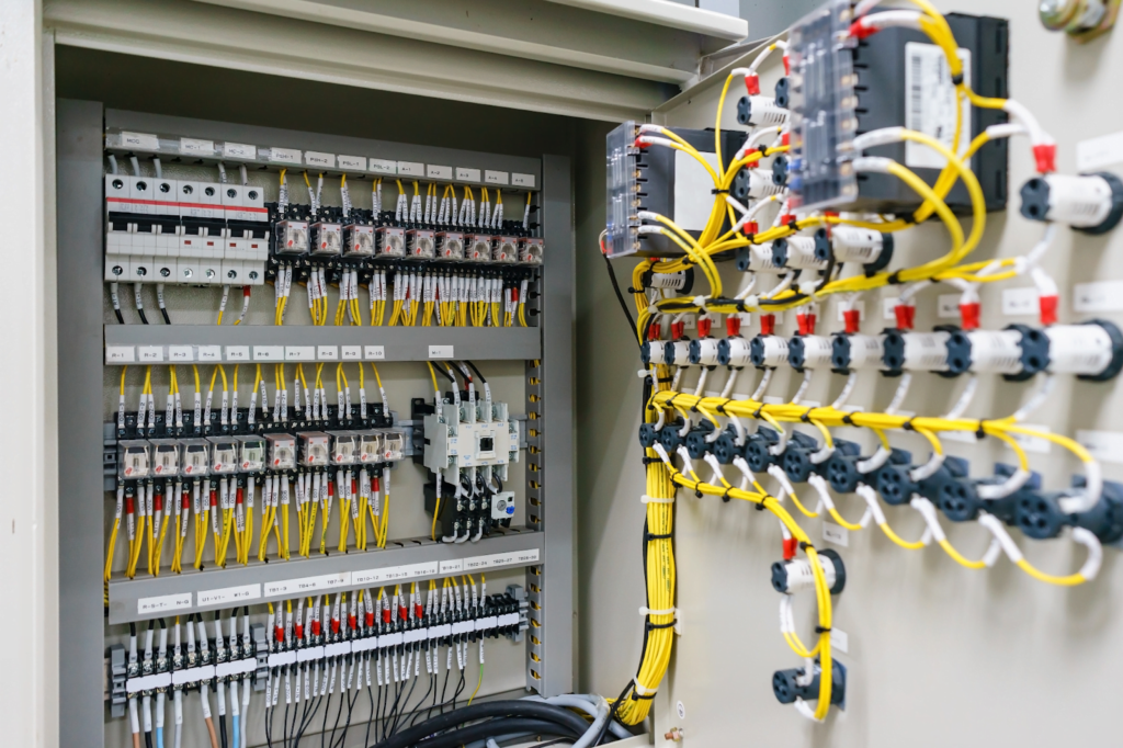 commercial elect serv 2